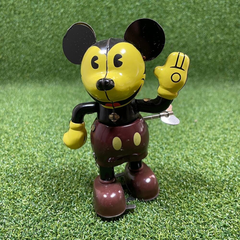 Vintage Young Epoch Disney Mickey Mouse Tin Wind Up Toy Japan Retro
